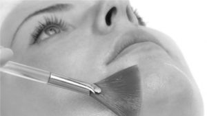 peeling glycolic acid grijs 300x169 - news -